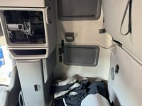 2021 Volvo VNL64T760