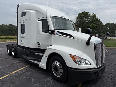 2023 Kenworth T680