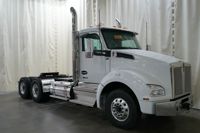 2027 Kenworth T880