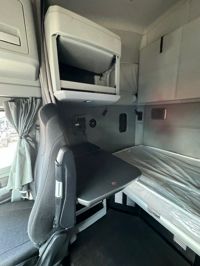 2022 Kenworth T680