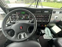 2027 Kenworth W900L