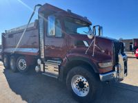 2023 Volvo VHD64F300