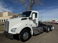 2024 Kenworth T880