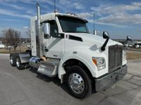 2023 Kenworth T880S