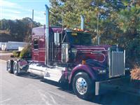 2025 Kenworth W900L
