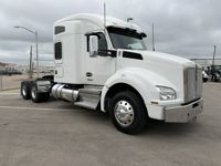2024 Kenworth T880