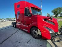 2022 Volvo VNL64T760