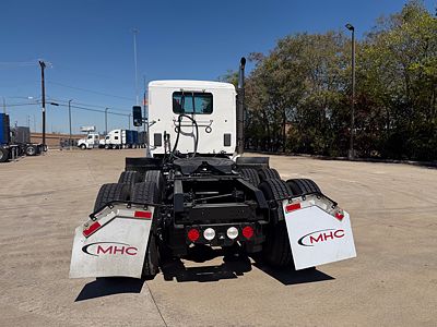 2022 Kenworth T880