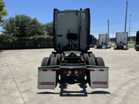 2023 Kenworth T680