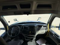 2022 Peterbilt 579