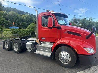 2023 Peterbilt 579
