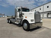 2026 Kenworth W900L