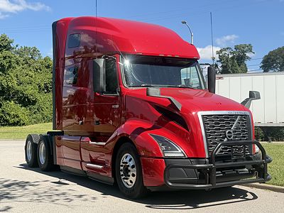 2022 Volvo VNL64T760