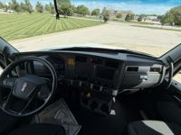 2022 Kenworth T880