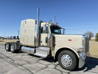 2022 Peterbilt 389
