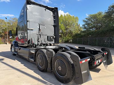 2022 Kenworth T680