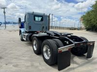 2023 Peterbilt 567