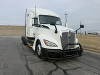 2023 Kenworth T680