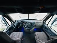 2014 Freightliner CA12564SLP