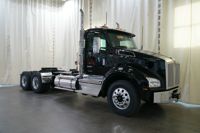 2027 Kenworth T880