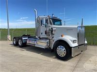 2025 Kenworth W900L