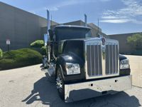 2027 Kenworth W990