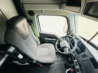 2022 Kenworth T680