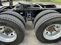 2022 Kenworth T680
