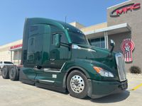 2023 Kenworth T680