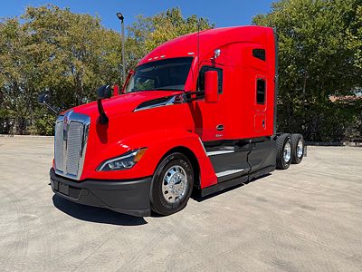 2023 Kenworth T680