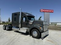 2027 Kenworth W990