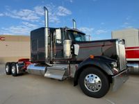 2026 Kenworth W900L