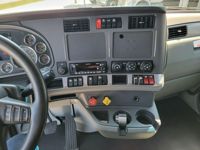 2021 Kenworth T680