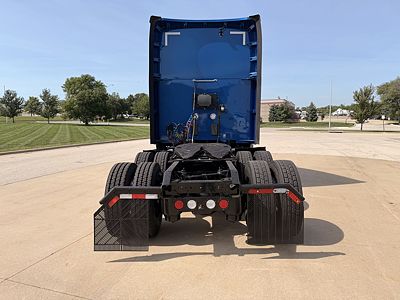 2022 Kenworth T680