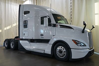 2027 Kenworth T680