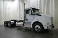 2027 Kenworth T880