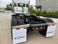 2027 Kenworth W900L