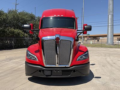 2023 Kenworth T680