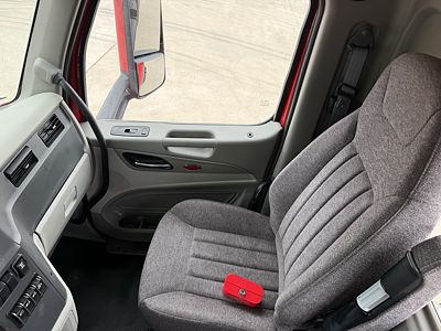 2021 Peterbilt 579