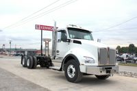 2026 Kenworth T880