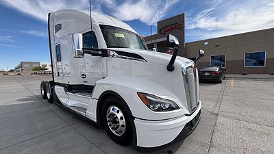 2027 Kenworth T680