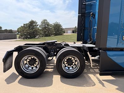 2024 Kenworth T680