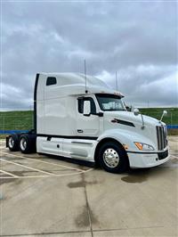 2022 Peterbilt 579