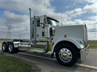 2025 Kenworth W900L