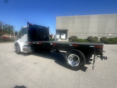 2027 Kenworth T380