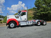 2023 Kenworth W990