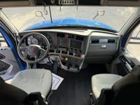 2021 Kenworth T680