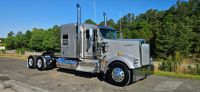 2027 Kenworth W900L