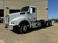 2026 Kenworth T880