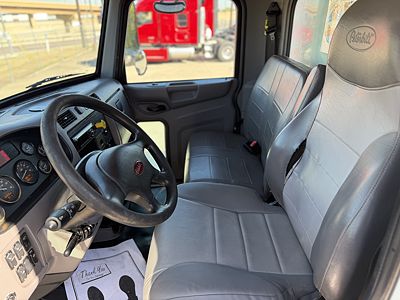 2020 Peterbilt 337